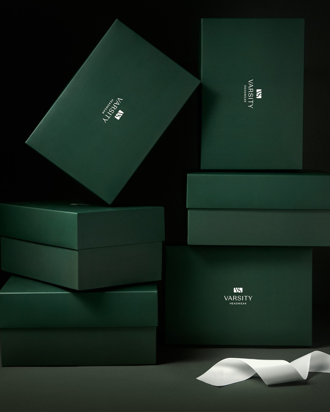 Case: Emballasje for Varsity Headwear